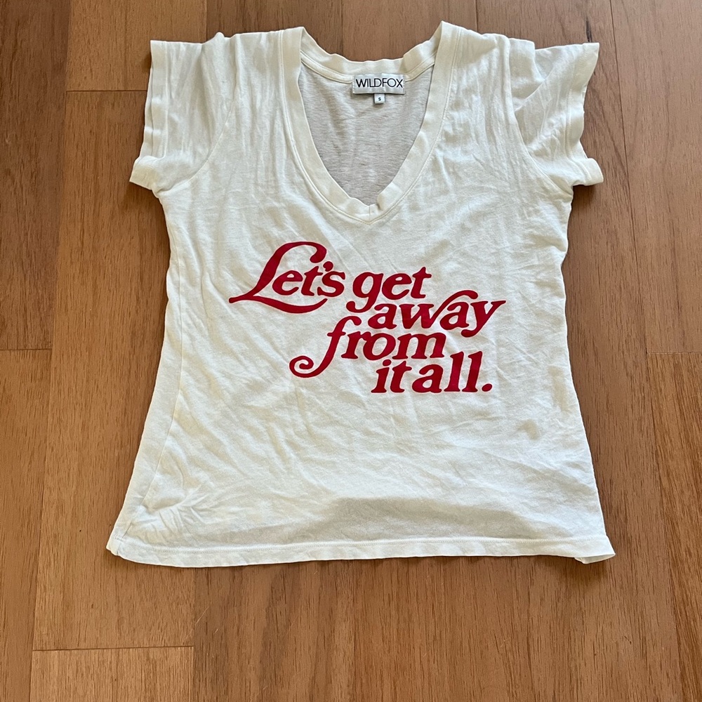 WILDFOX Vintage tshirt Let’s Get away from it all S